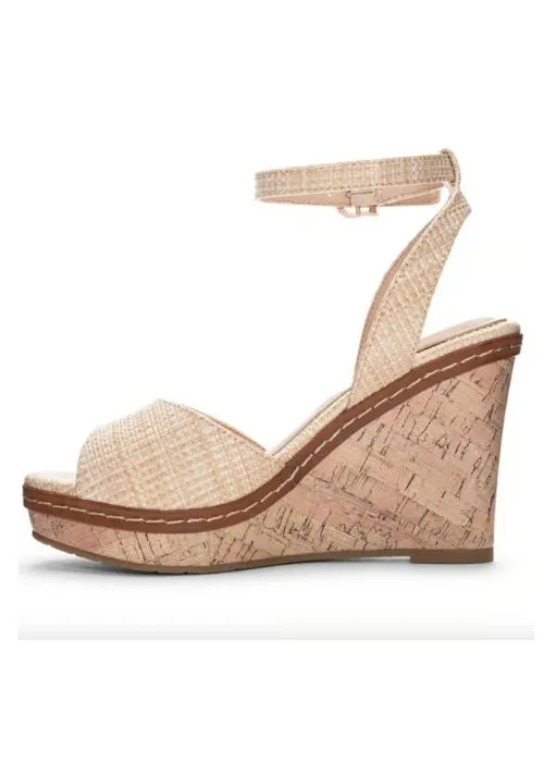 Chinese Laundry Beaming Straw Wedge in Natural