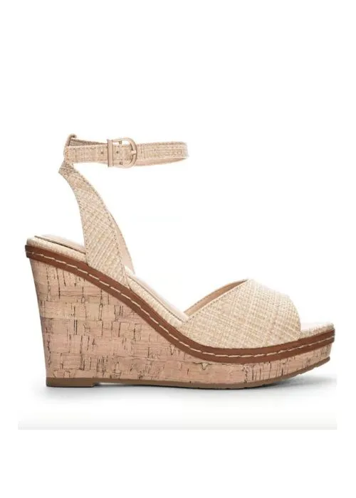 Chinese Laundry Beaming Straw Wedge in Natural