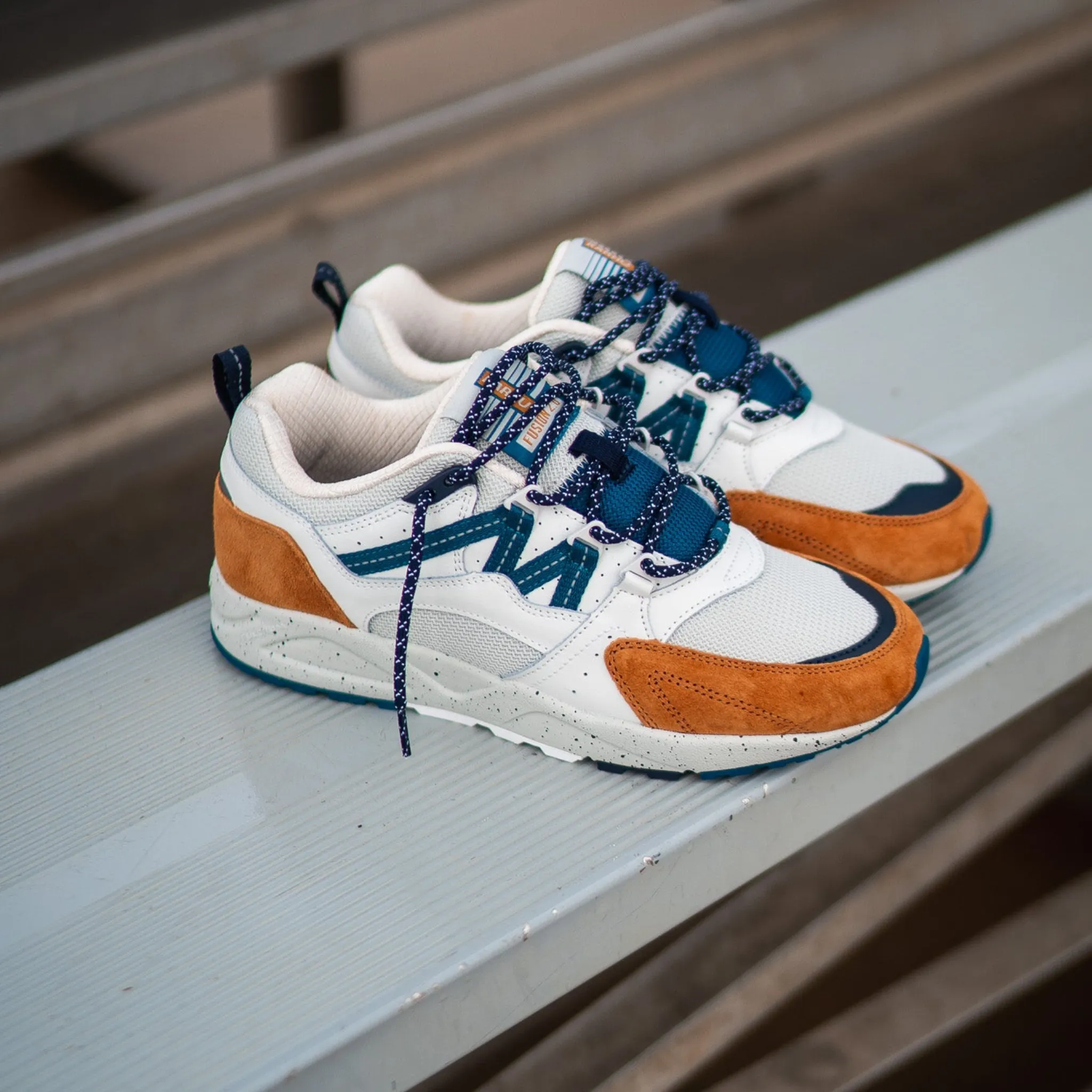 Karhu Fusion 2.0 (Nugget/Deep Lagoon)