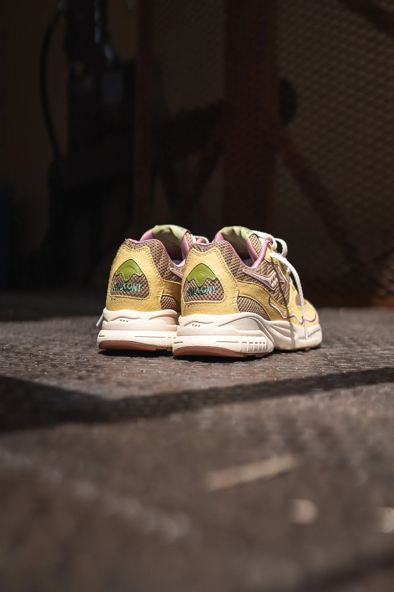 Saucony 3D Grid Hurricane Mushroom (Tan/Yellow)